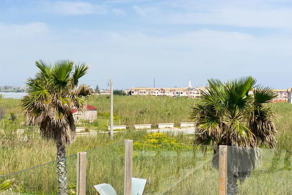 Affittacamere Hotel Lalena'S Garden Portopalo Di Capo Passero