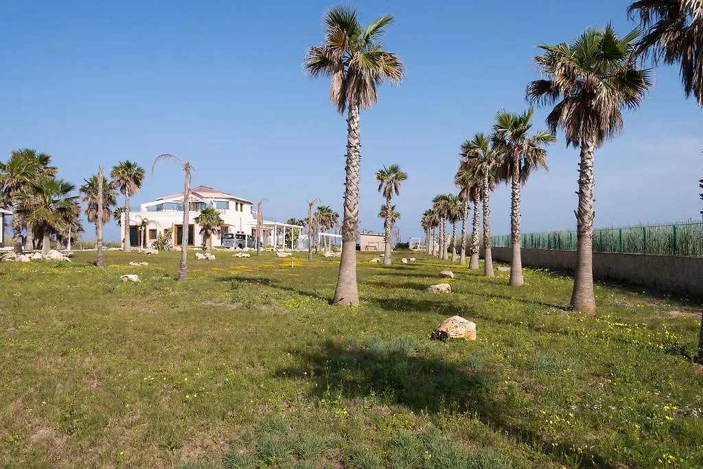 Affittacamere Hotel Lalena'S Garden Portopalo Di Capo Passero