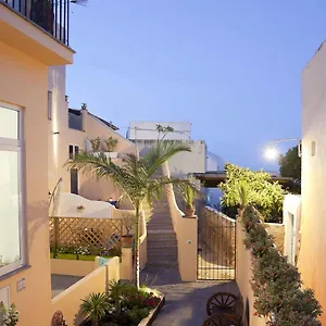 Couette-café La Palma, Malfa (Salina)